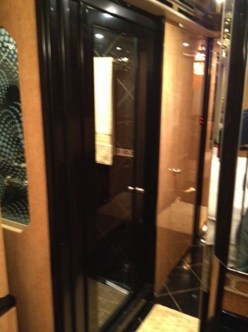 2006 Prevost Vantare H3-45 For Sale