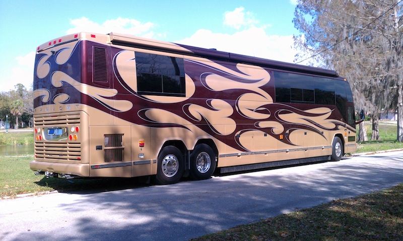 2006 Prevost Vantare H3-45 For Sale