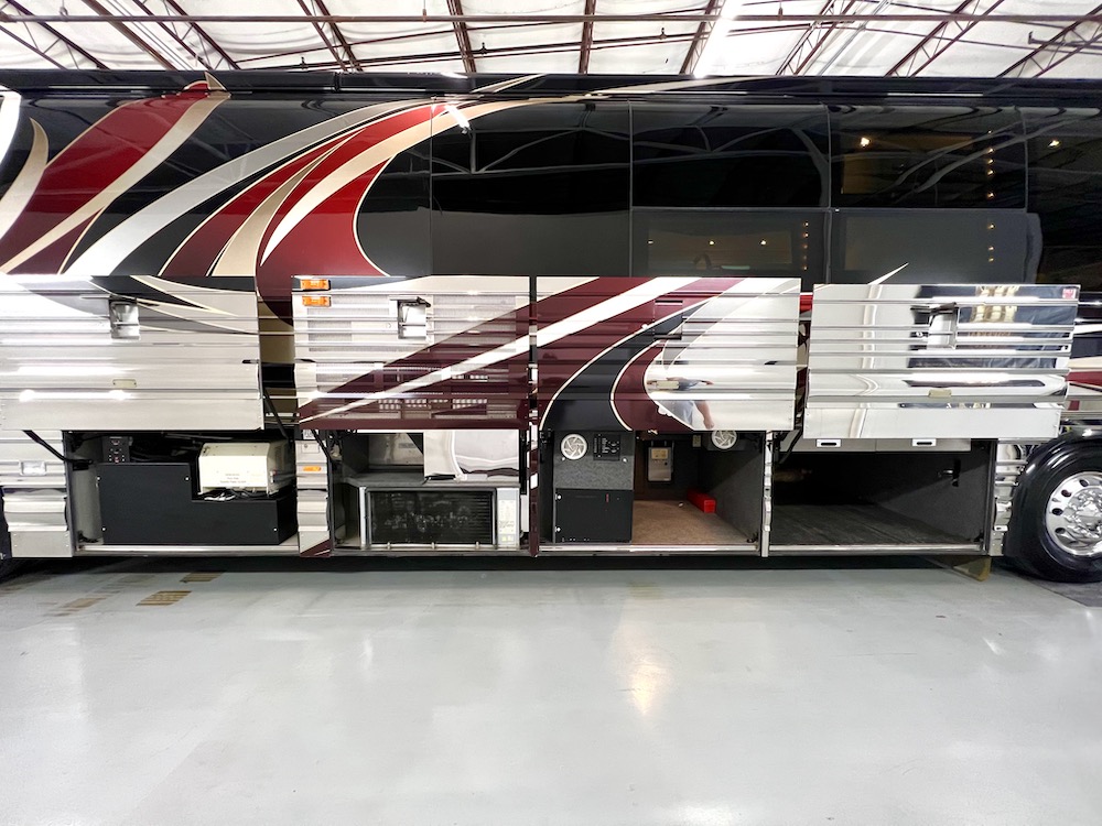 2007 Prevost Country Coach XLII For Sale