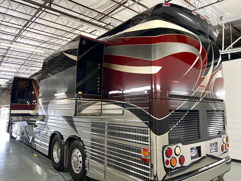 2007 Prevost Country Coach XLII For Sale