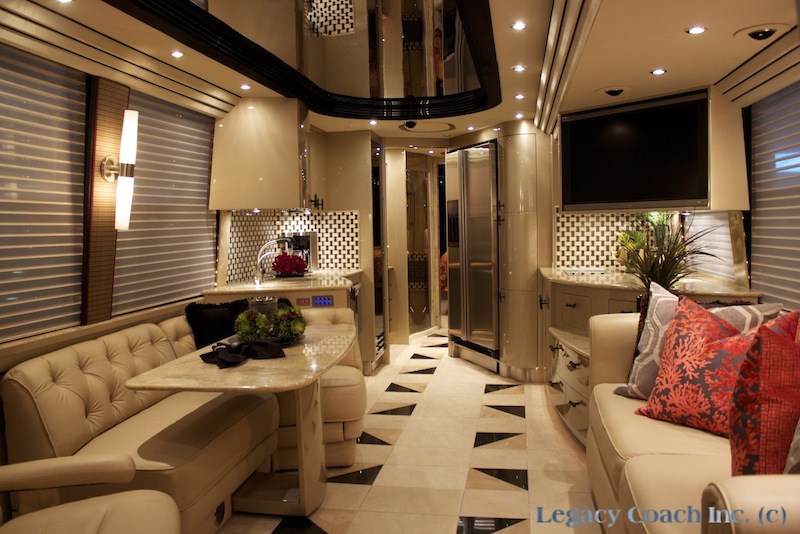 2007 Prevost Country Coach XLII For Sale