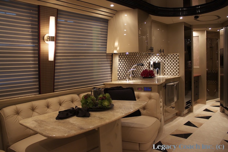 2007 Prevost Country Coach XLII For Sale