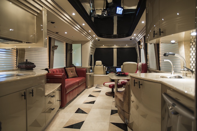 2007 Prevost Country Coach XLII  For Sale