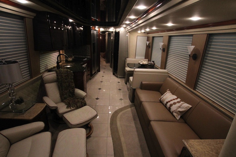 2007 Prevost Country Coach XLII For Sale