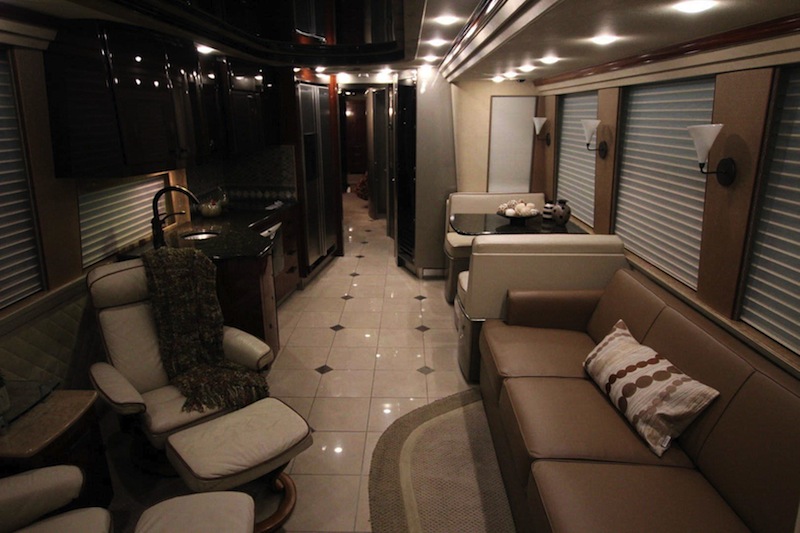 2007 Prevost Country Coach XLII For Sale