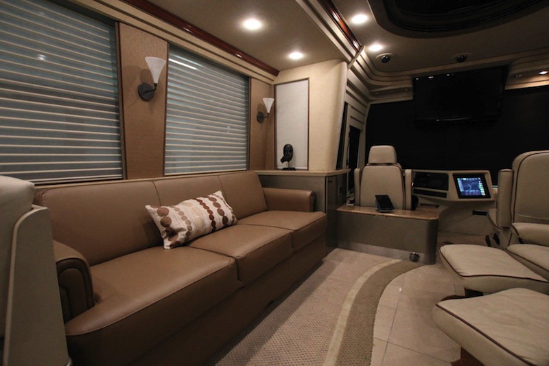 2007 Prevost Country Coach XLII For Sale