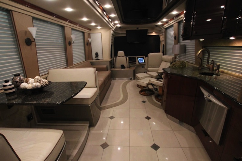 2007 Prevost Country Coach XLII For Sale