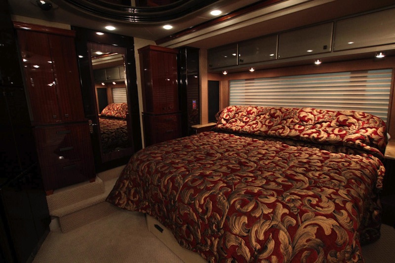 2007 Prevost Country Coach XLII For Sale