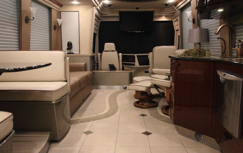 2007 Prevost Country Coach XLII For Sale