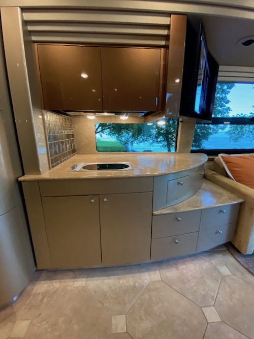 2007 Prevost Country Coach XLII For Sale