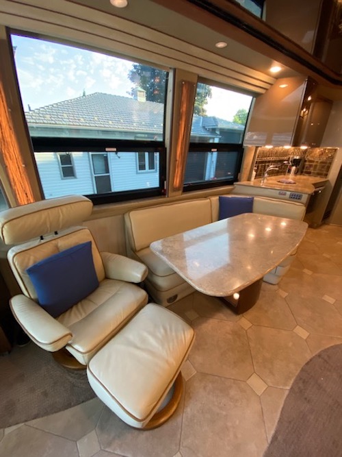 2007 Prevost Country Coach XLII For Sale