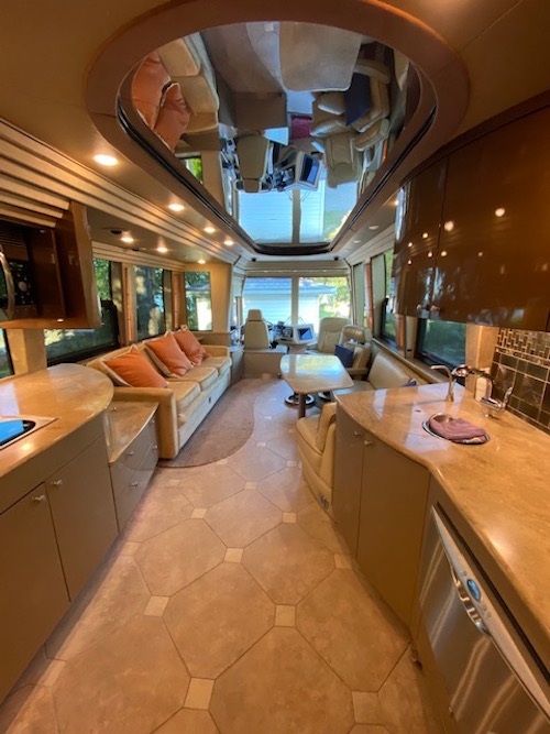 2007 Prevost Country Coach XLII For Sale