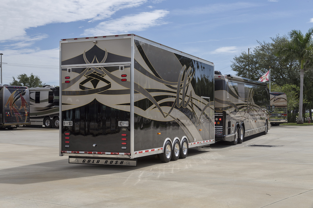 2007 Prevost Featherlite H3-45 For Sale