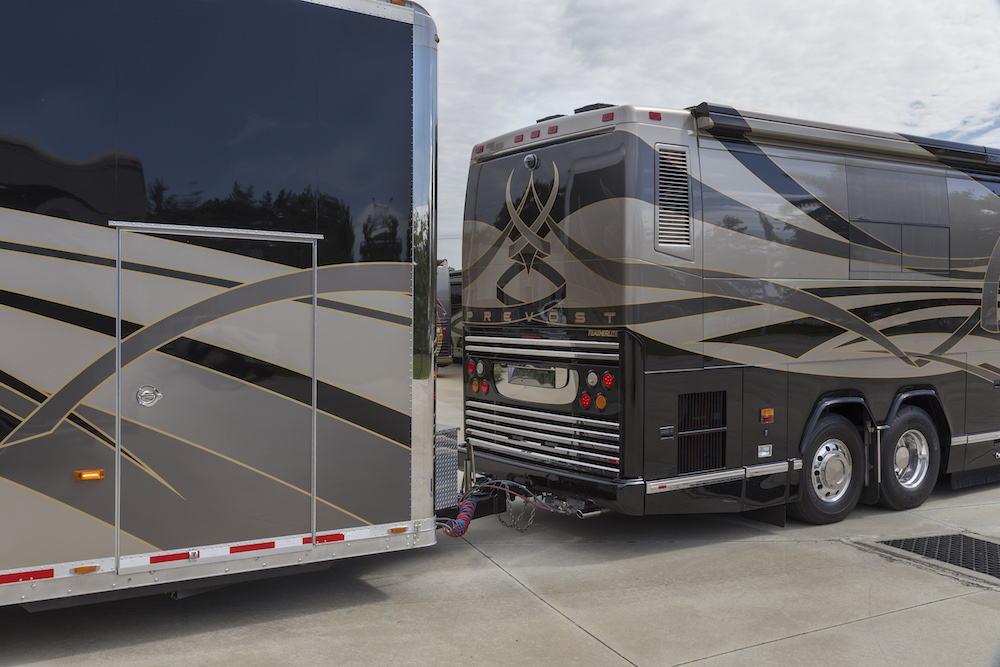 2007 Prevost Featherlite H3-45 For Sale