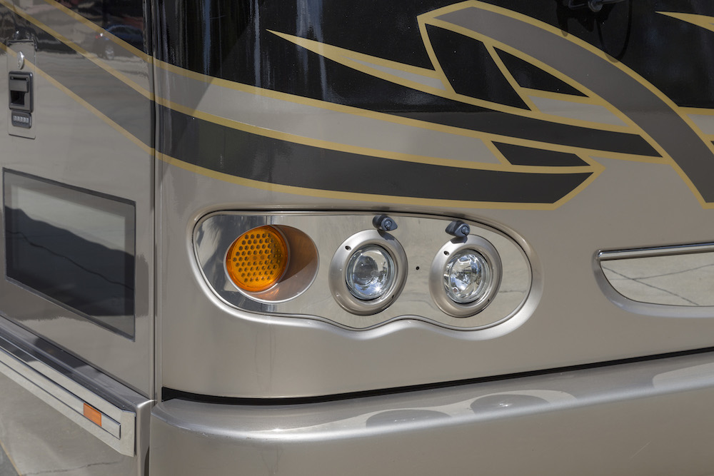 2007 Prevost Featherlite H3-45 For Sale