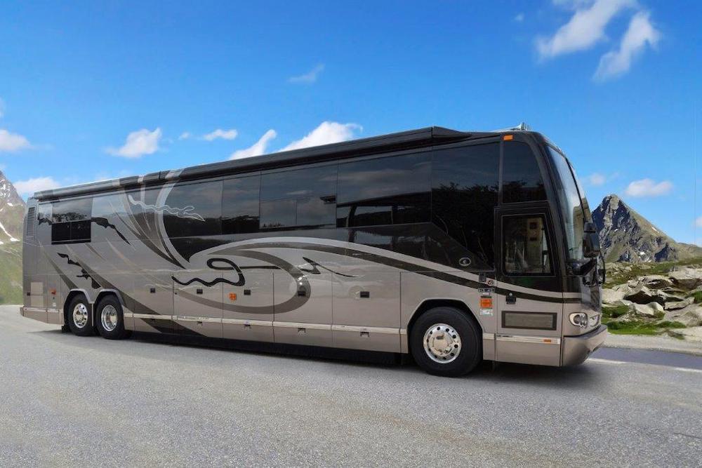 2007 Prevost Featherlite H3-45 For Sale