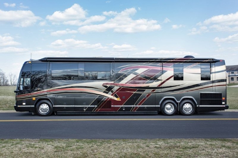 2007 Prevost Featherlite H3-45 For Sale