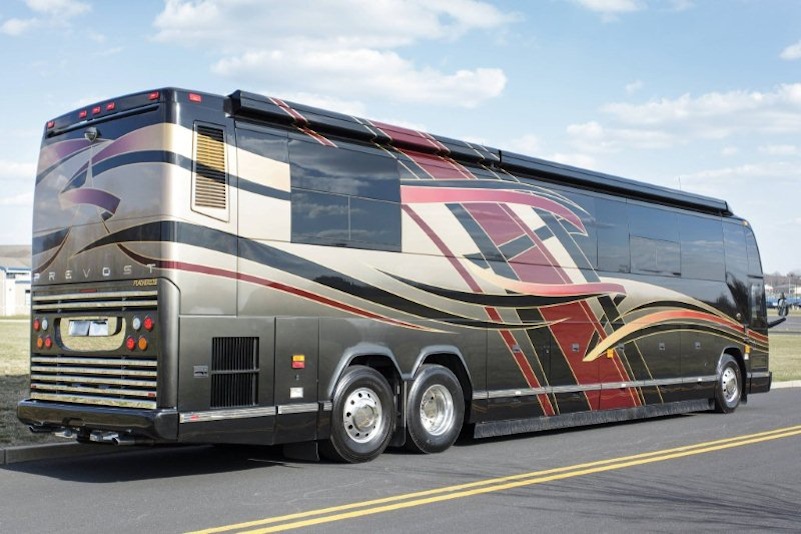 2007 Prevost Featherlite H3-45 For Sale