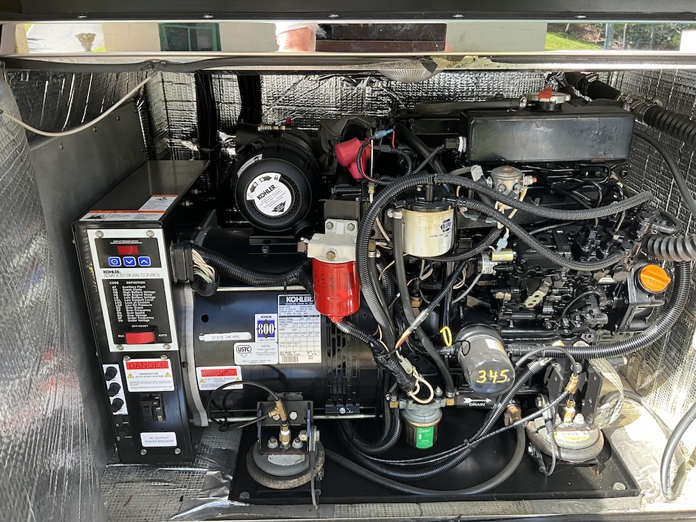 2007 Prevost  Featherlite H3-45 For Sale