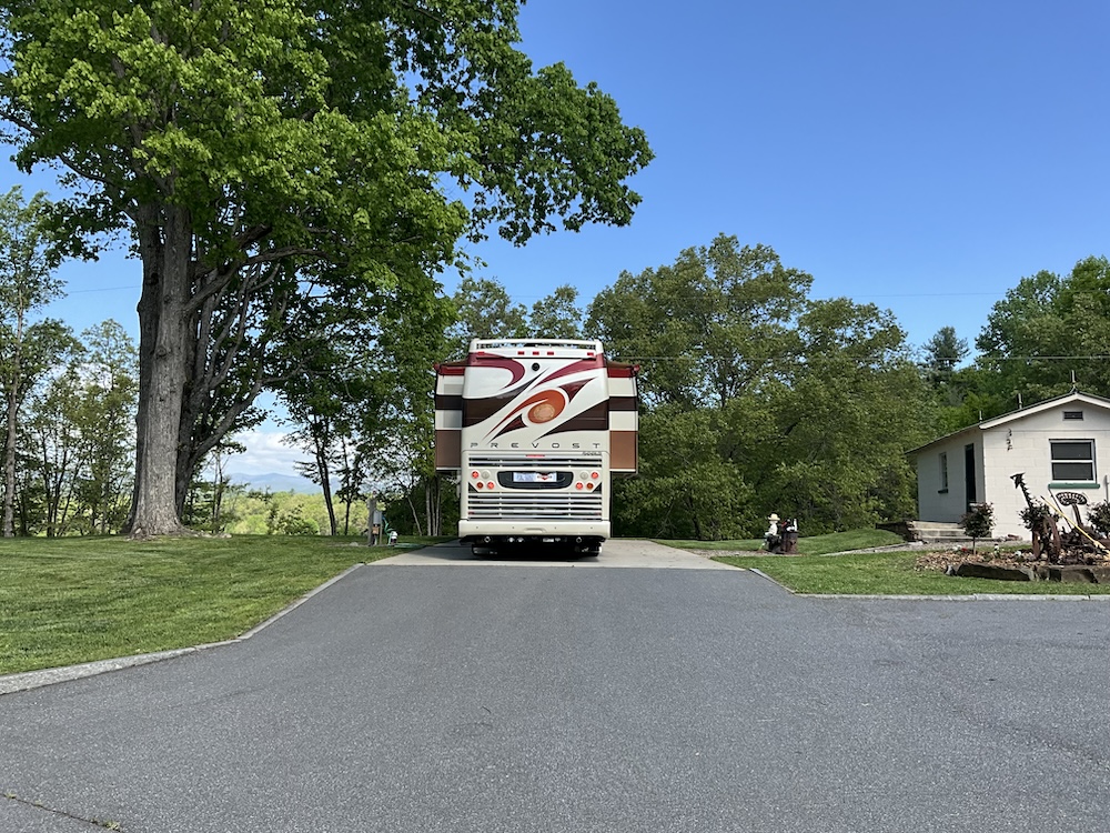 2007 Prevost  Featherlite H3-45 For Sale