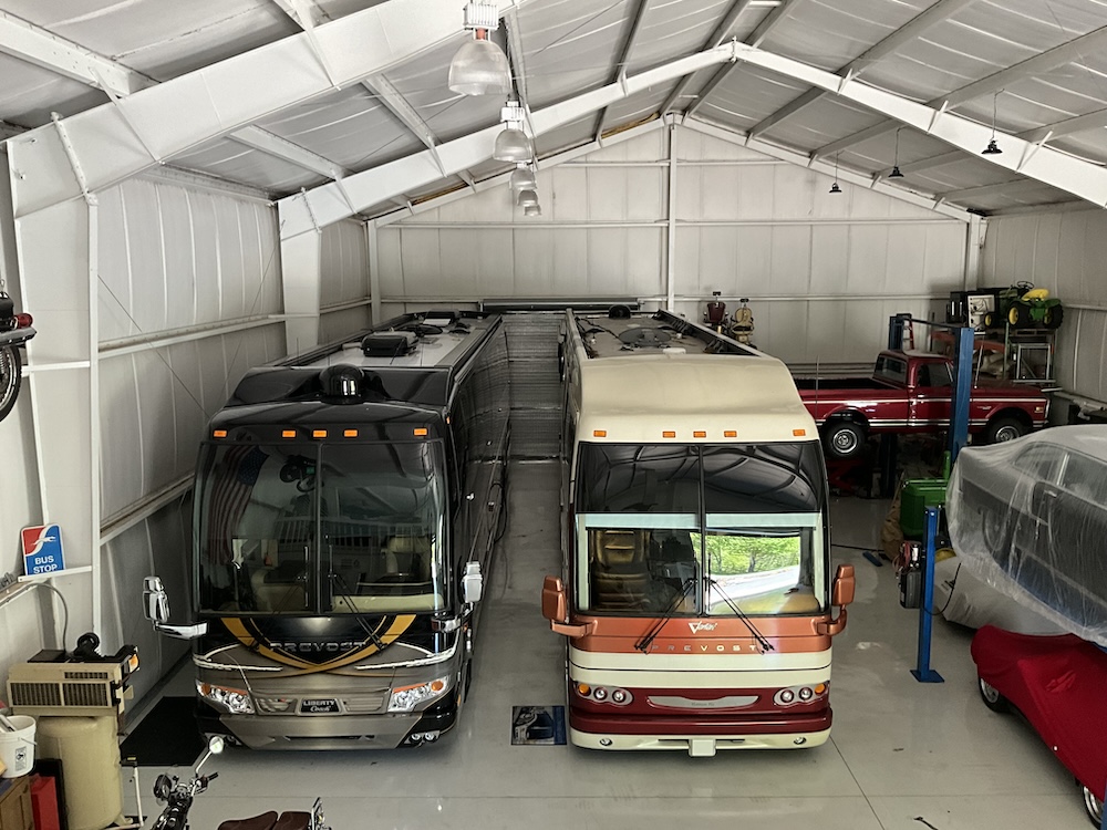 2007 Prevost  Featherlite H3-45 For Sale
