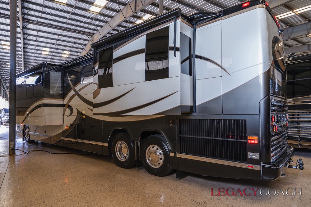 2007 Prevost Featherlite H3-45 For Sale