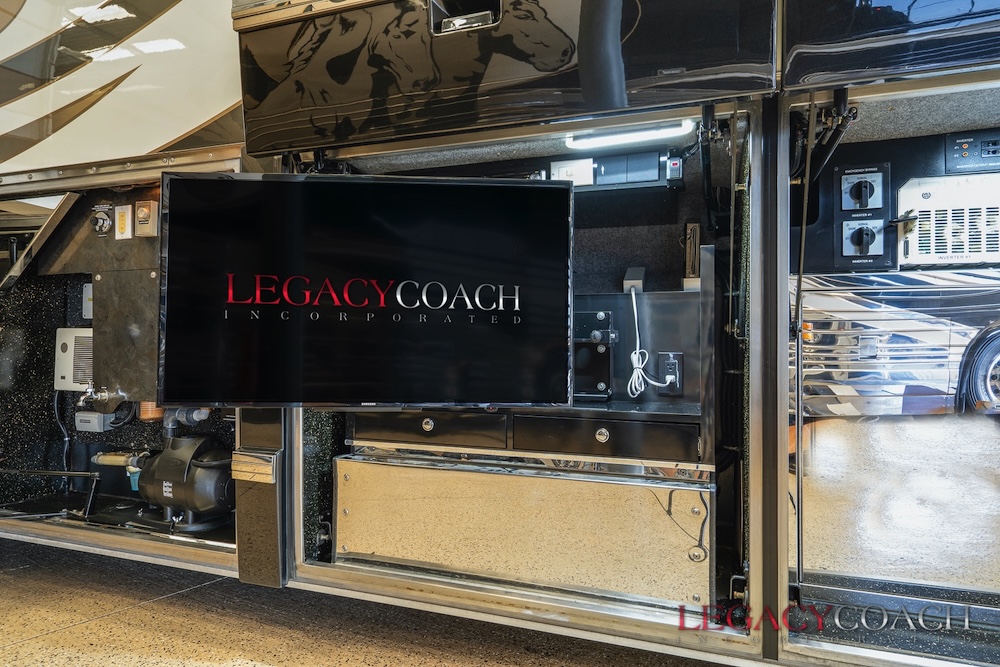 2007 Prevost Featherlite H3-45 For Sale