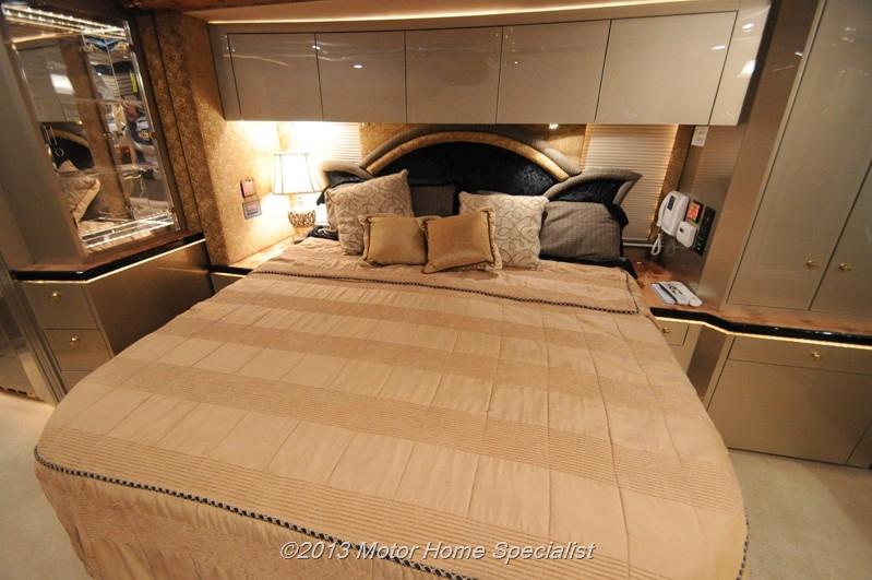 2007 Prevost Featherlite H3-45 For Sale