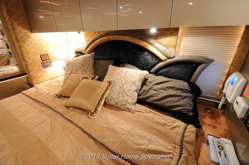 2007 Prevost Featherlite H3-45 For Sale
