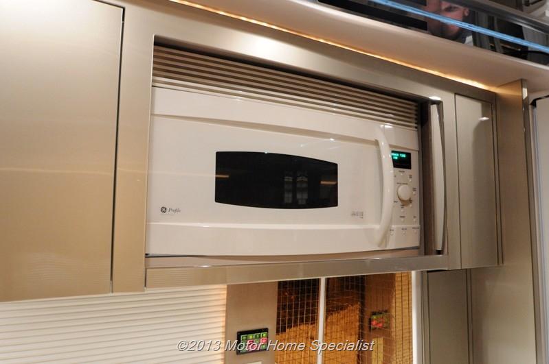 2007 Prevost Featherlite H3-45 For Sale