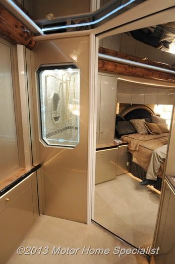 2007 Prevost Featherlite H3-45 For Sale