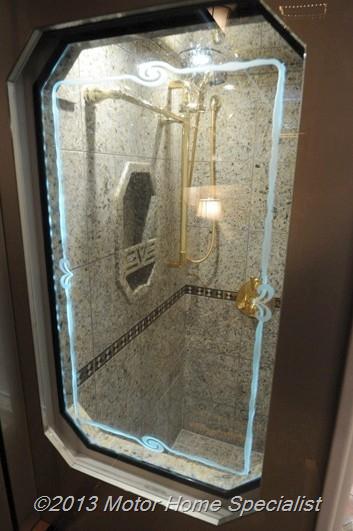 2007 Prevost Featherlite H3-45 For Sale