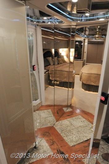 2007 Prevost Featherlite H3-45 For Sale