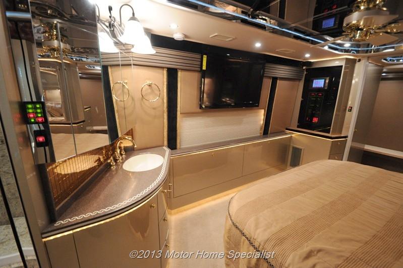 2007 Prevost Featherlite H3-45 For Sale