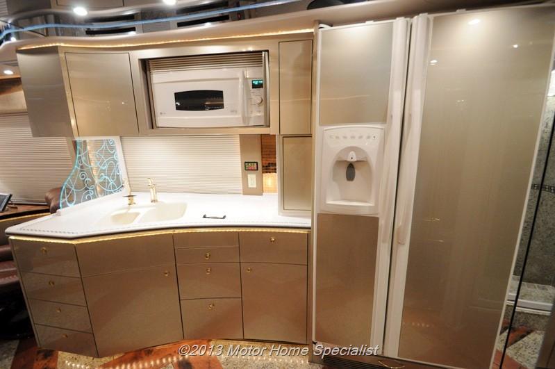 2007 Prevost Featherlite H3-45 For Sale