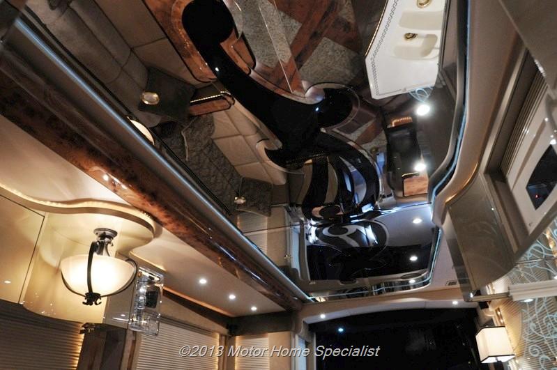 2007 Prevost Featherlite H3-45 For Sale