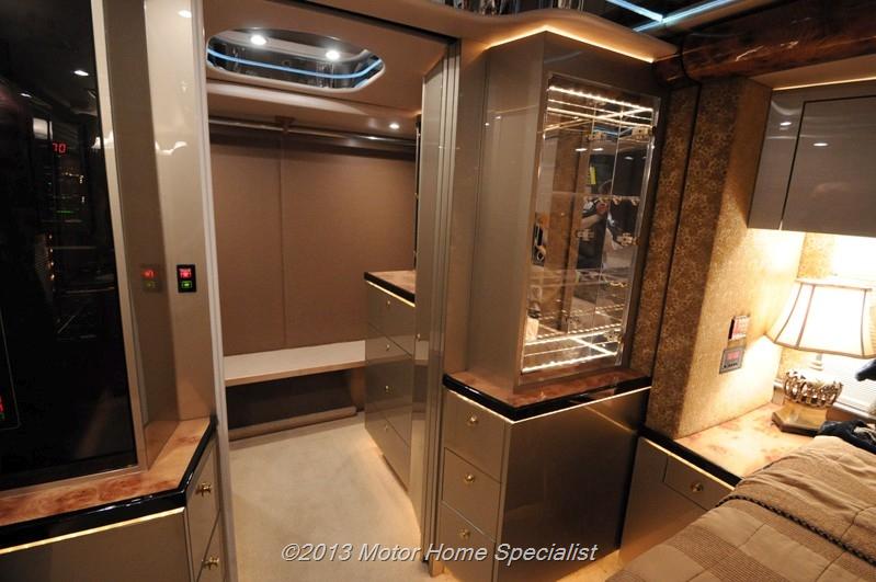 2007 Prevost Featherlite H3-45 For Sale