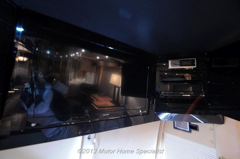 2007 Prevost Featherlite H3-45 For Sale