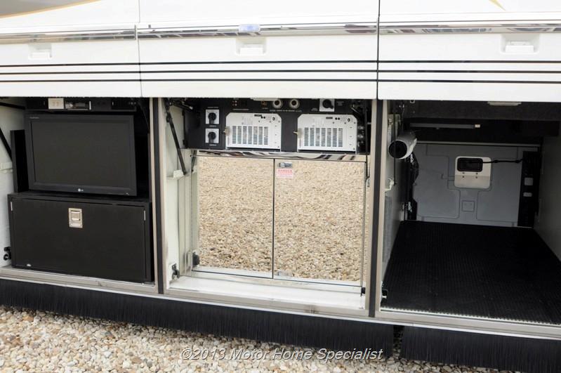 2007 Prevost Featherlite H3-45 For Sale