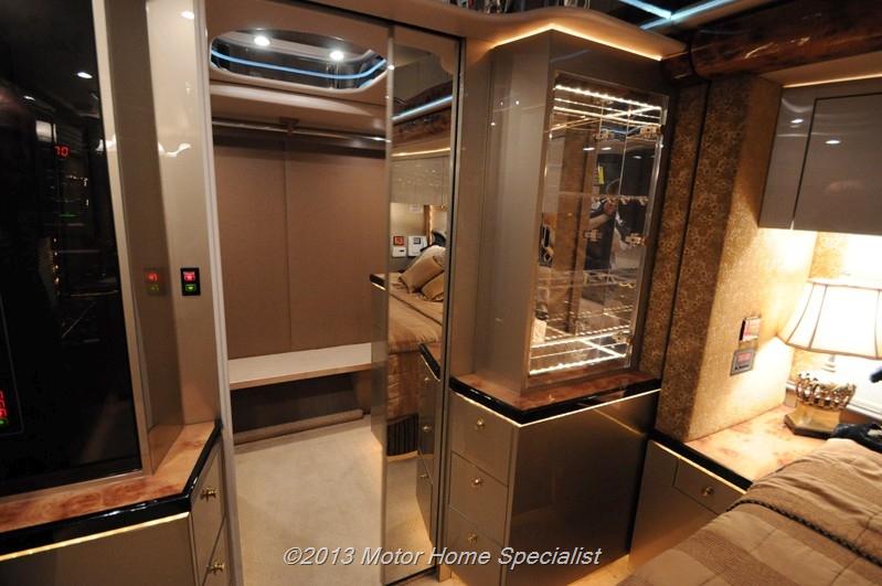 2007 Prevost Featherlite H3-45 For Sale