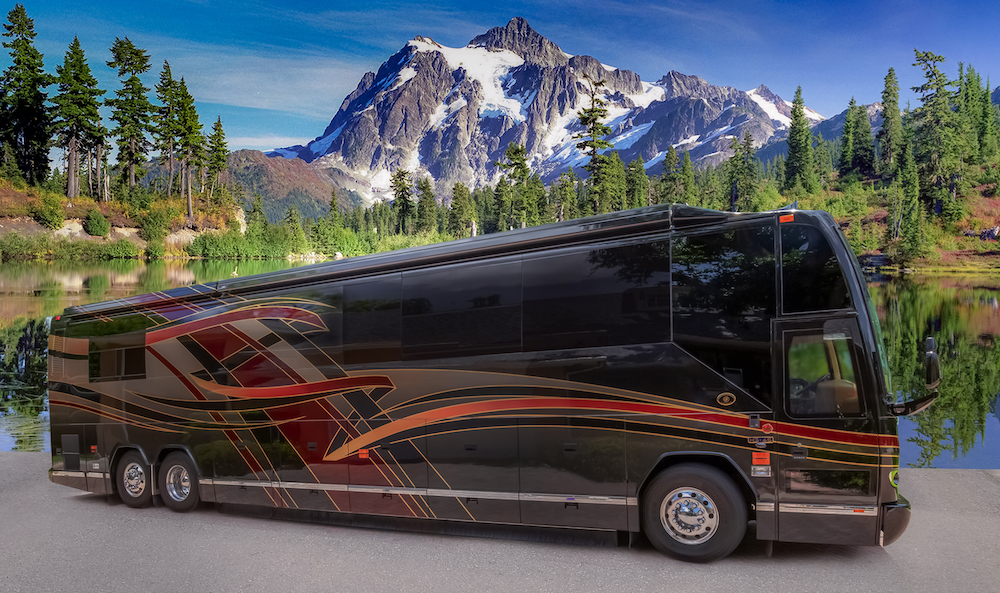 2007 Prevost Featherlite H3-45 For Sale