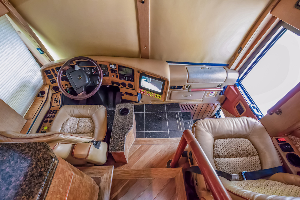 2007 Prevost Featherlite H3-45 For Sale