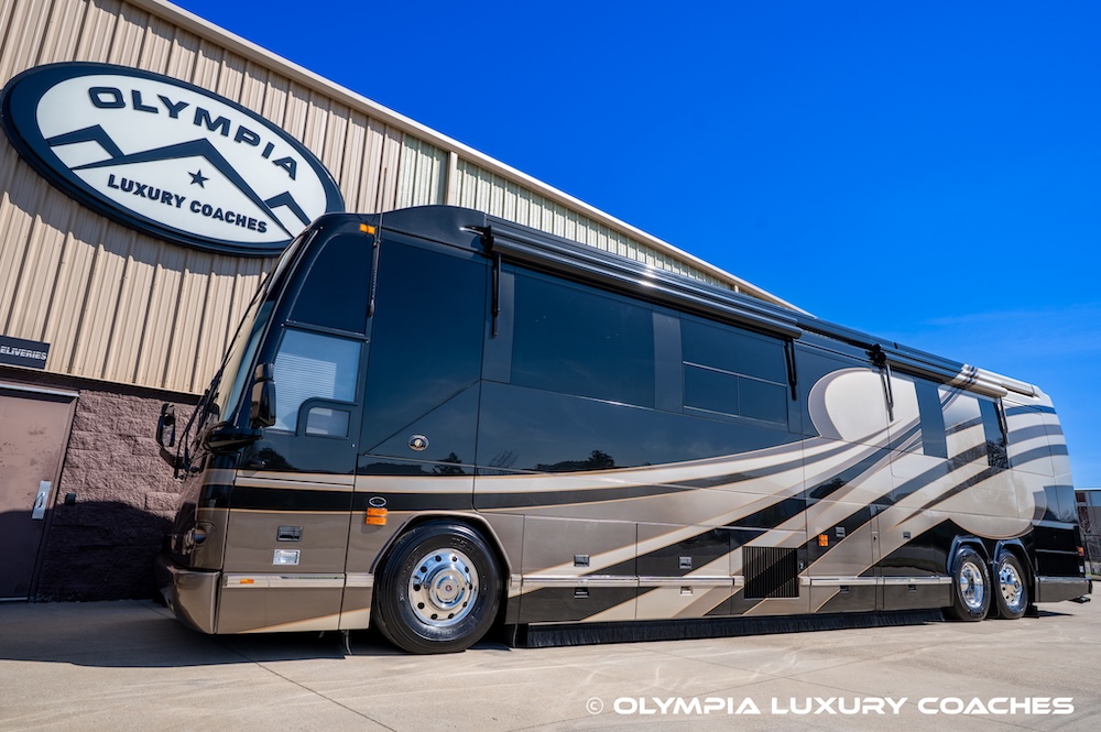 2007 Prevost Featherlite  H3-45 For Sale