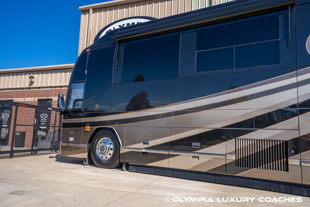 2007 Prevost Featherlite  H3-45 For Sale
