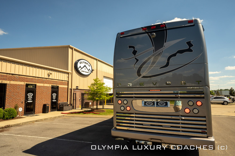 2007 Prevost Featherlite H3-45 For Sale