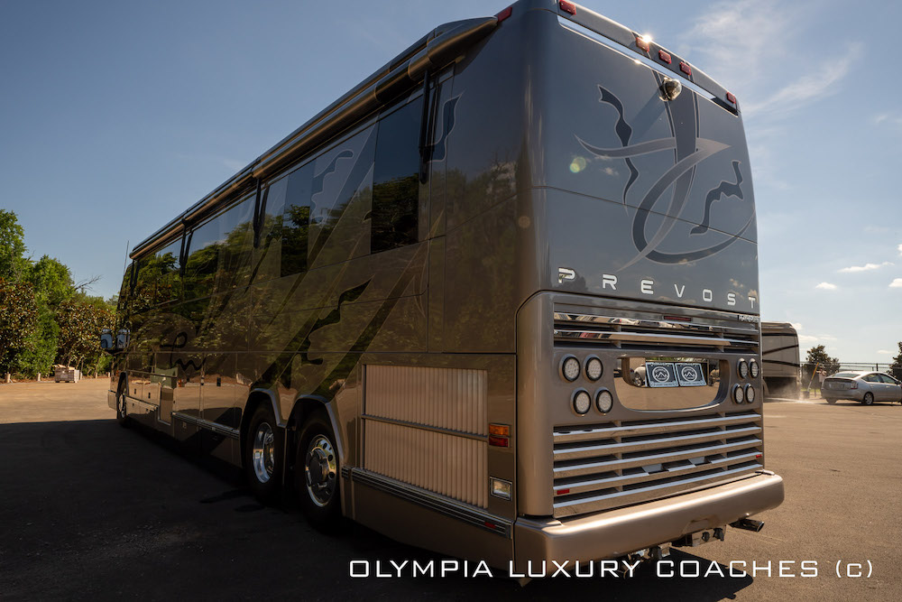 2007 Prevost Featherlite H3-45 For Sale