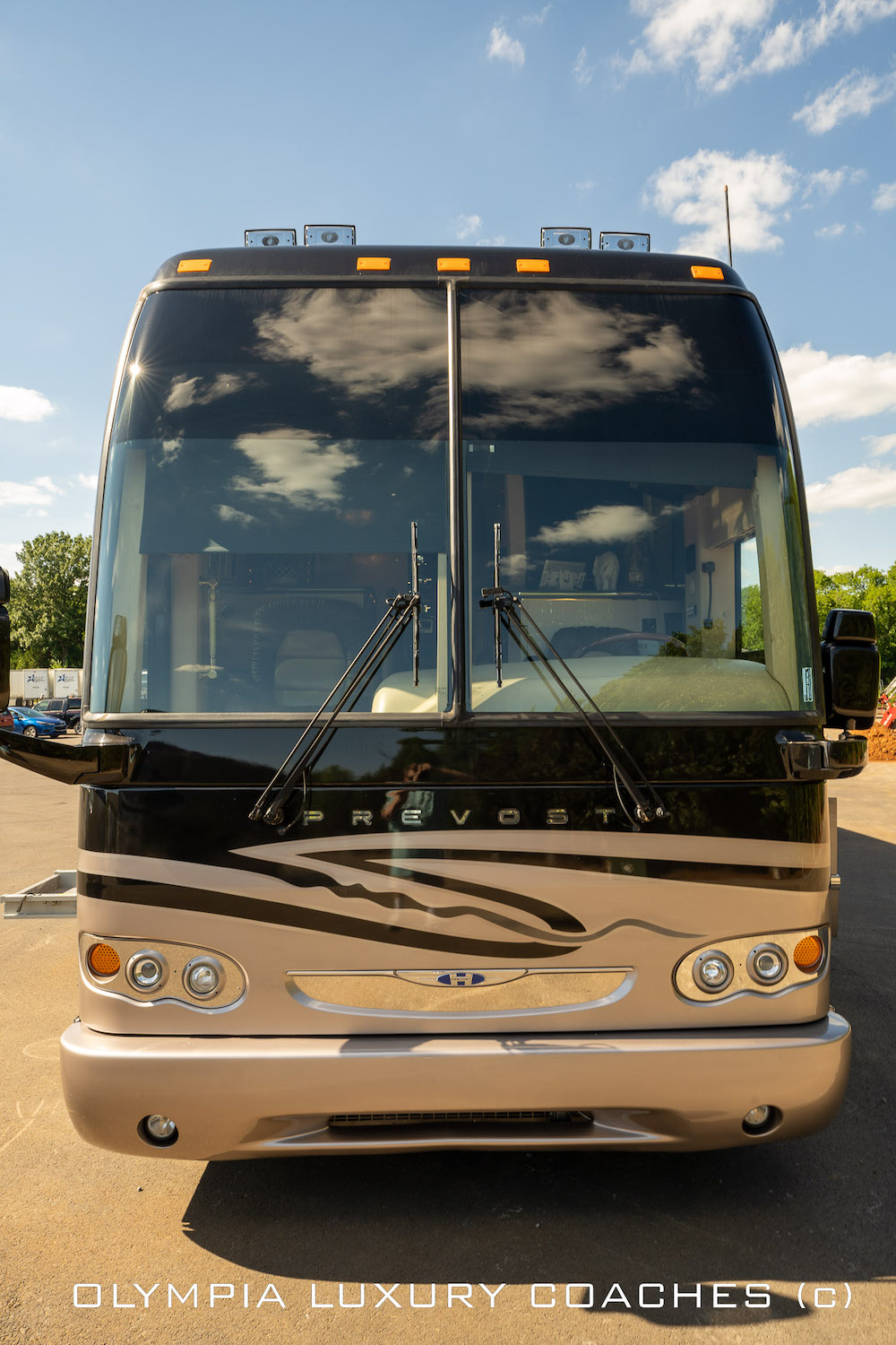 2007 Prevost Featherlite H3-45 For Sale