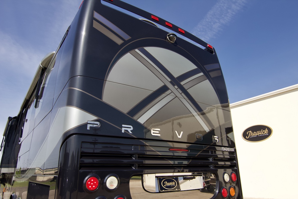 2007 Prevost Featherlite H3-45 For Sale