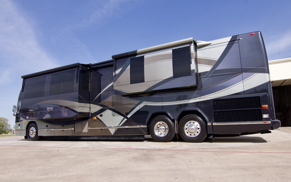 2007 Prevost Featherlite H3-45 For Sale