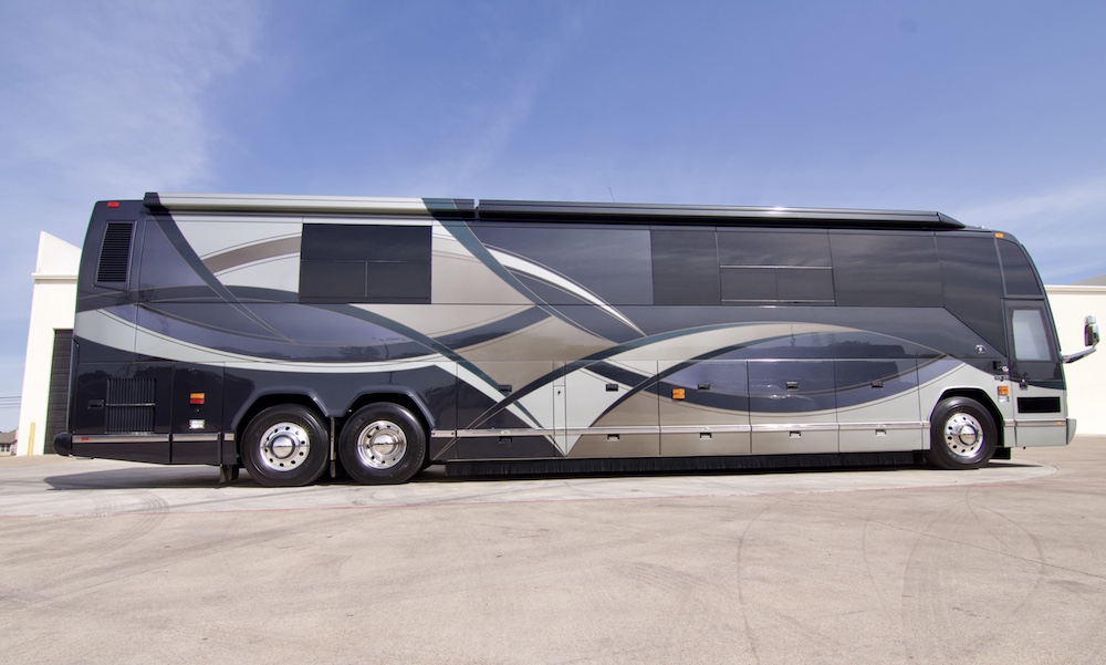 2007 Prevost Featherlite H3-45 For Sale